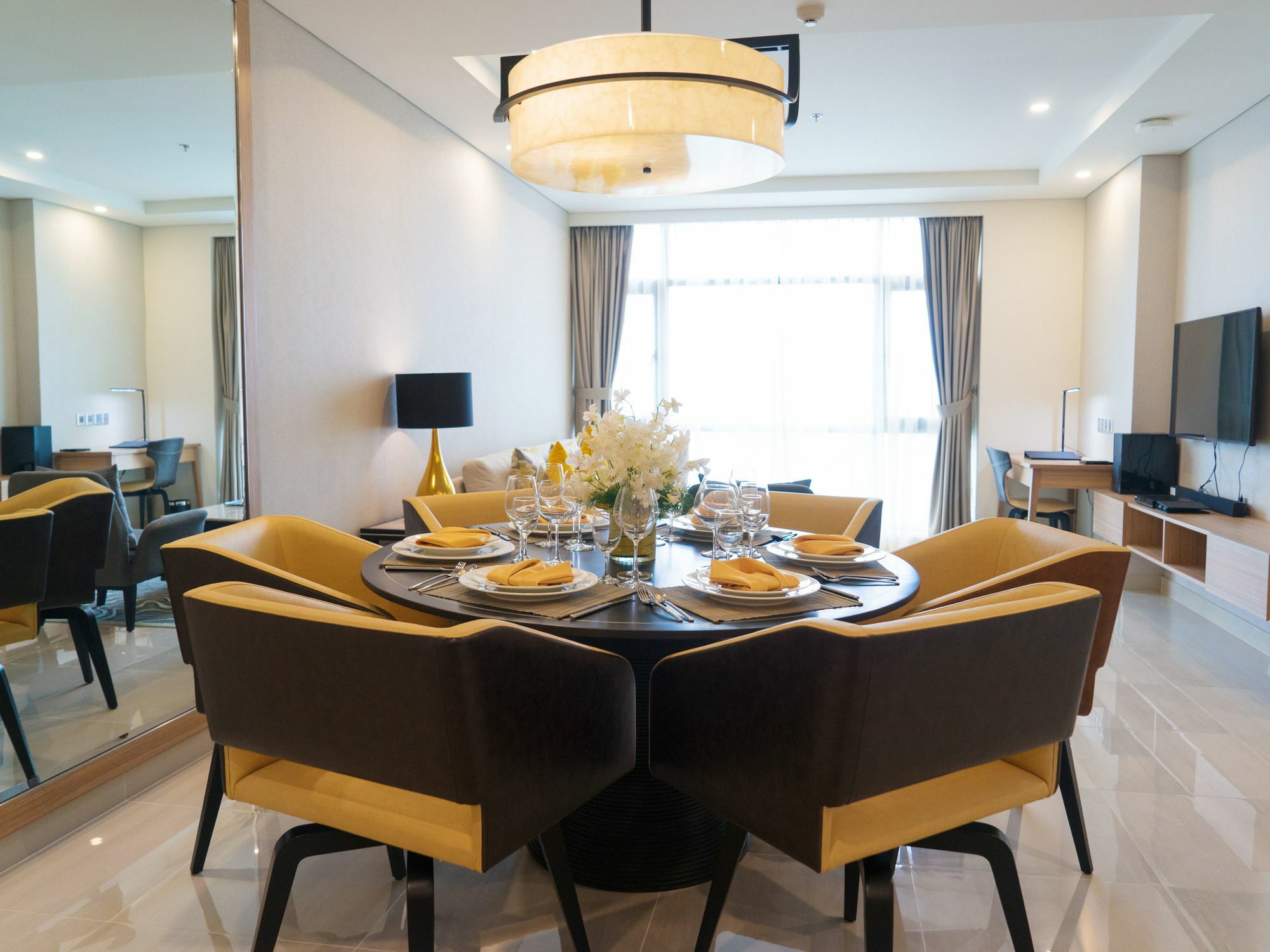 Oakwood Residence Saigon Хошимін Екстер'єр фото