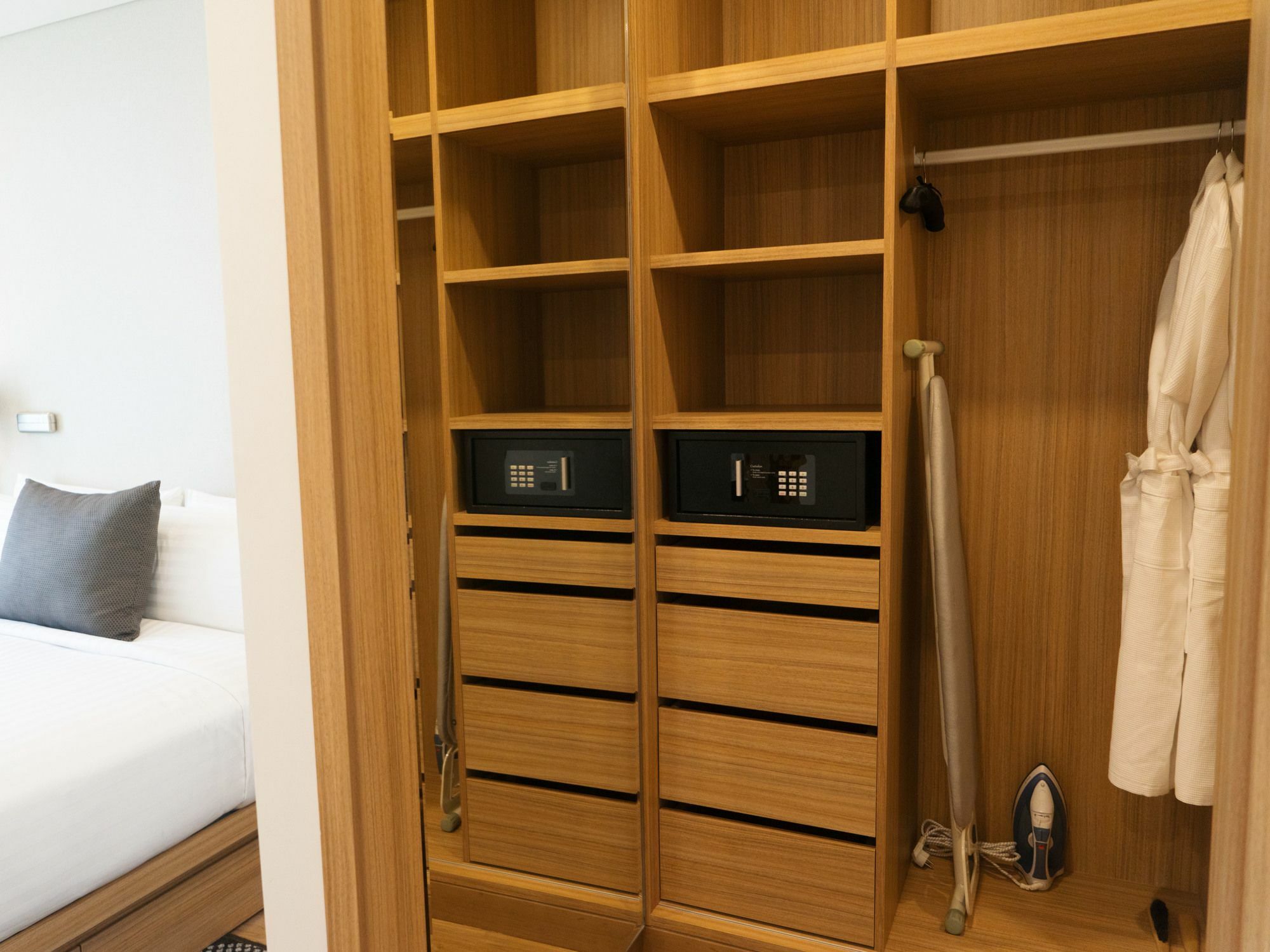 Oakwood Residence Saigon Хошимін Екстер'єр фото