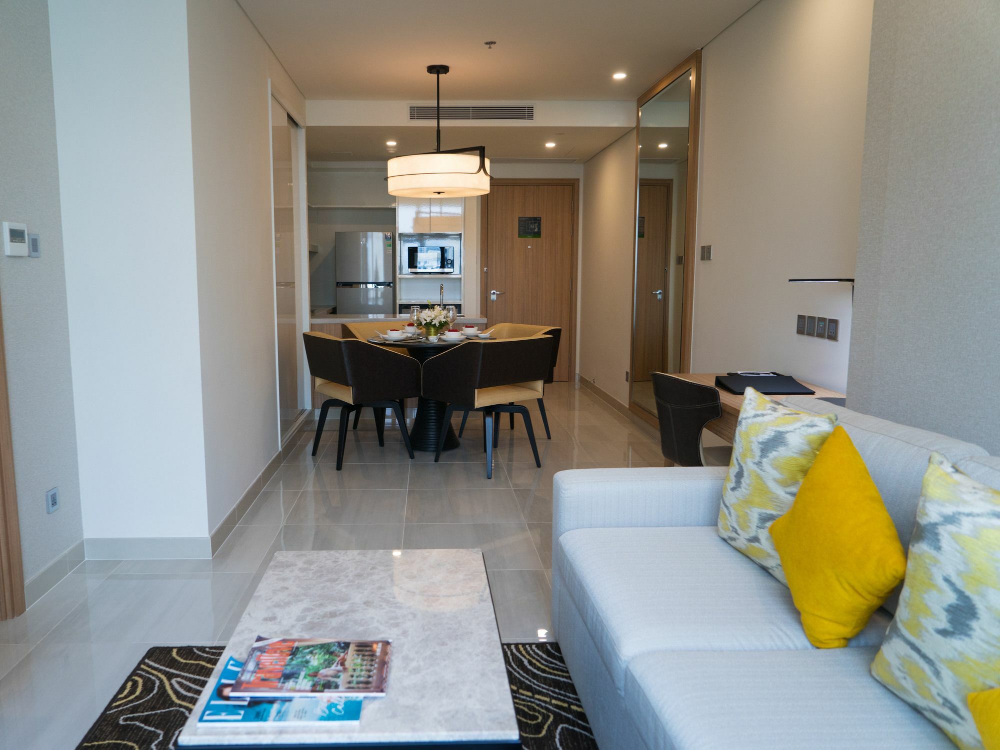 Oakwood Residence Saigon Хошимін Екстер'єр фото